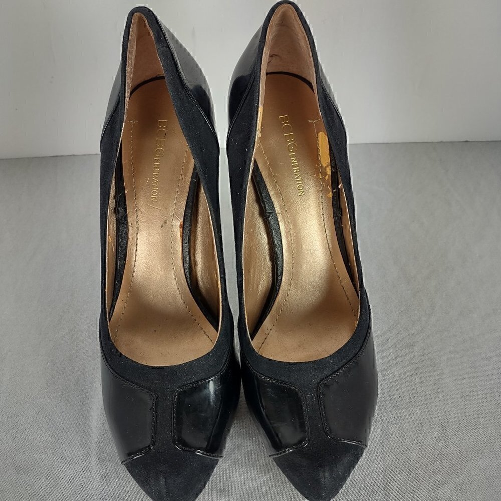 BCBGeneration Black 4.5 Inch Heels Size 8.5 - Picture 2 of 9